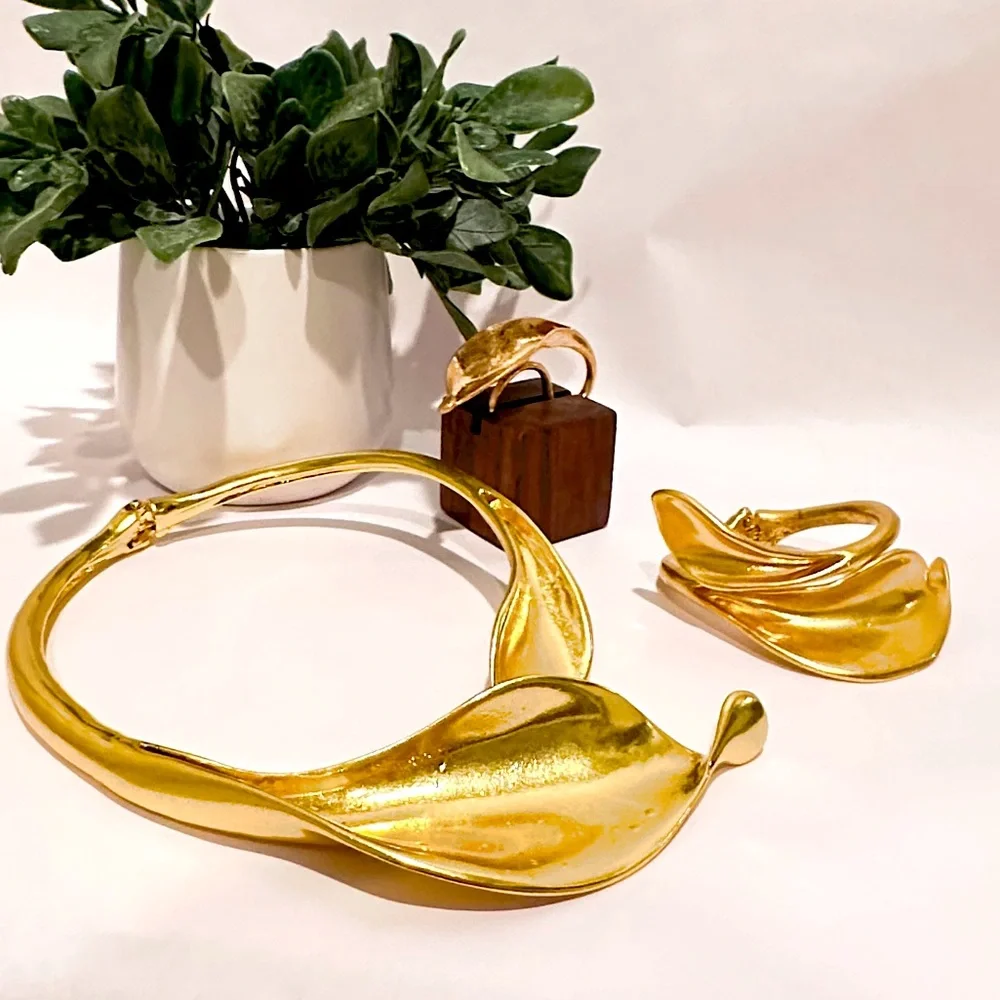 ZARA Golden Calla Lilly Statement Contemporary Hinge Choker ** GORGEOUS ** - Picture 7 of 11